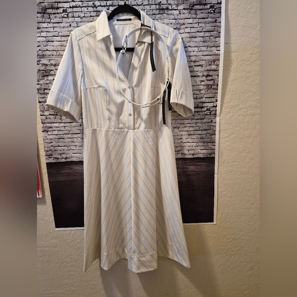 Elie Tahari Dresses & Skirts - Elie Tahari Cadence Short Sleeve Belted Snap Shirtdress Size 8